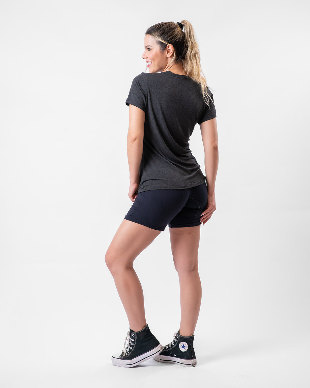 Tech T-Shirt Modal Feminina Gola V Cinza Escuro/Mescla