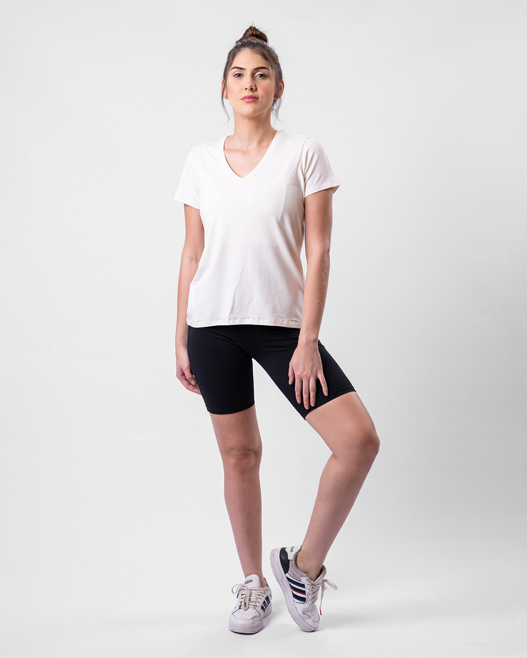 Tech T-Shirt Modal Feminina Gola V Off-White