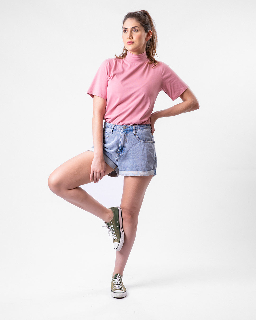 Camiseta de Algodão Premium Gola Alta Rosa