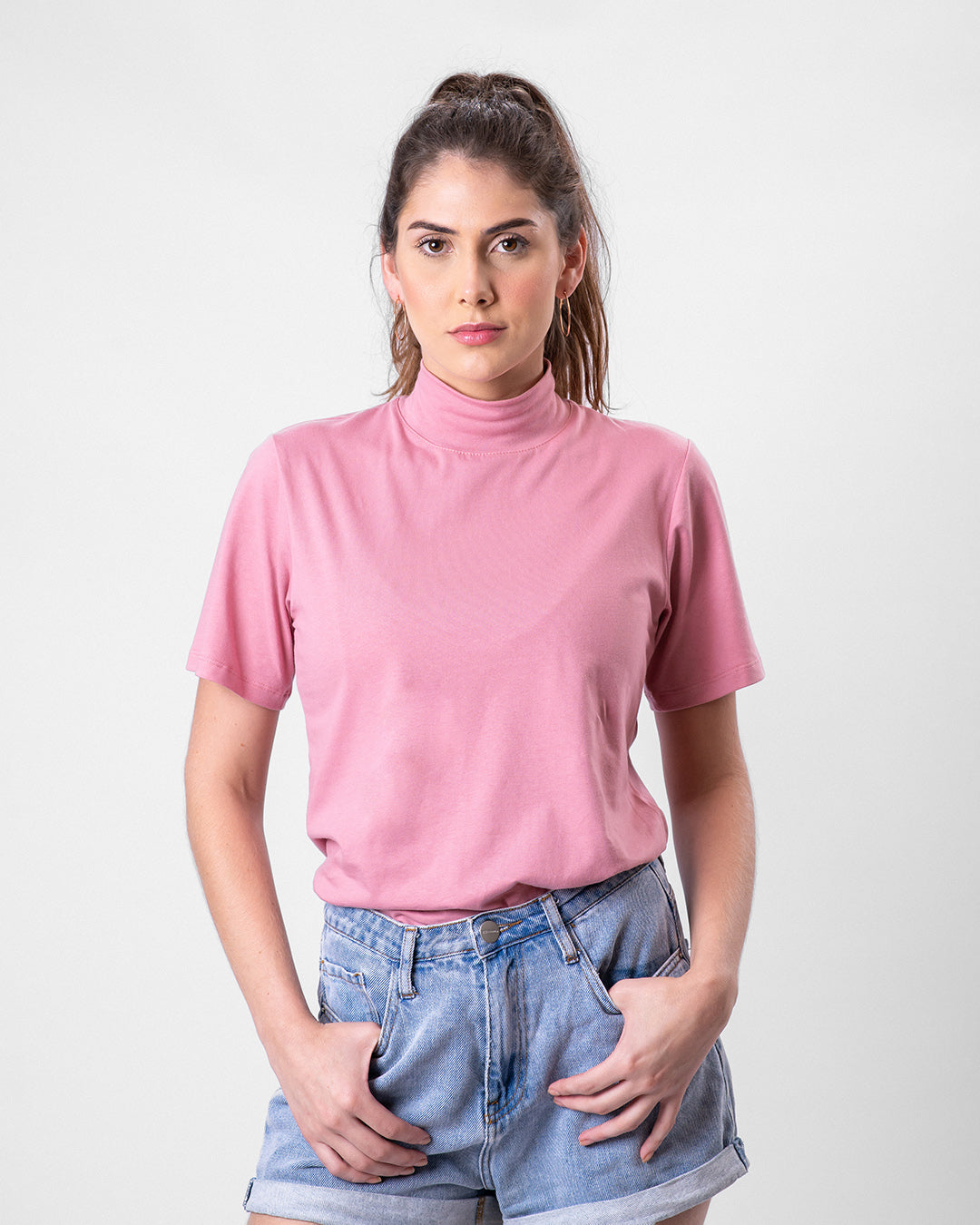 Camiseta de Algodão Premium Gola Alta Rosa